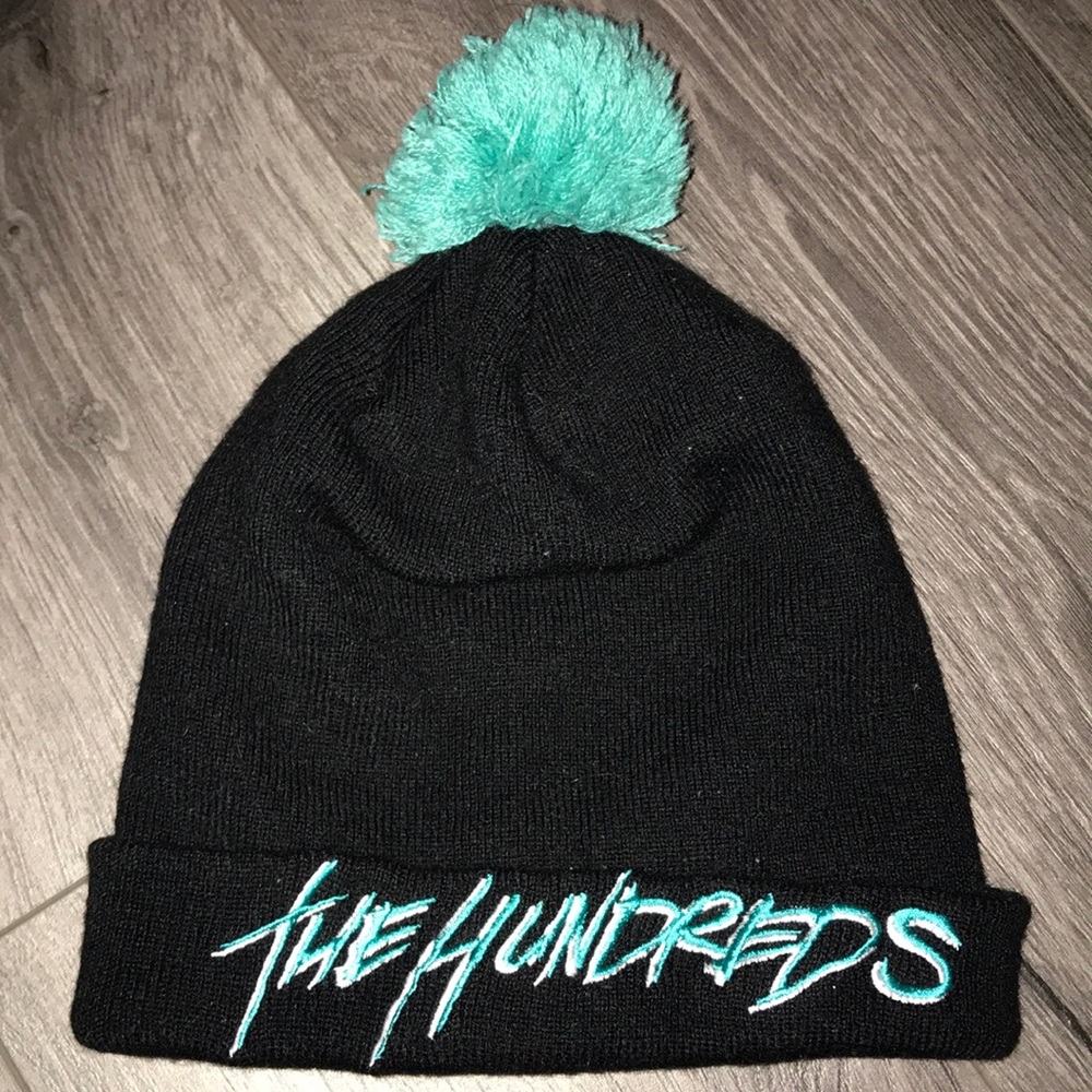 💠THE HUNDREDS black x turquoise beanie🧢